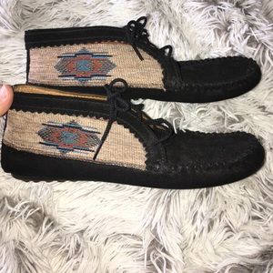 Minnetonka moccasins