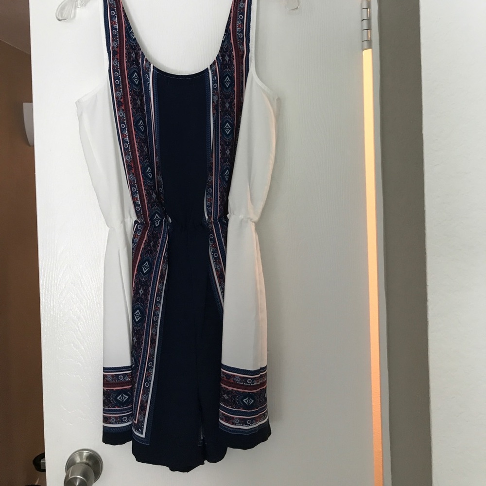 Romper - Picture 3 of 4