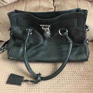 🎉SALE🎉 Beautiful Michael Kors black bag