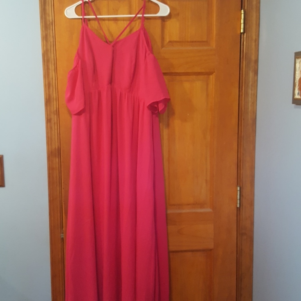 Cold shoulder maxi dress