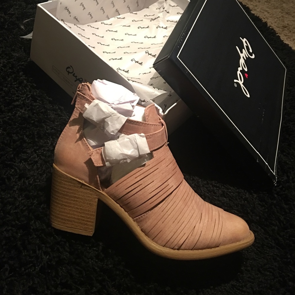 NEW Blush strapped booties ❤️ - Picture 6 of 8