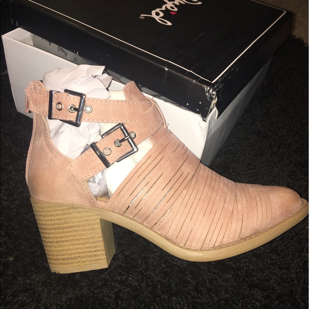 NEW Blush strapped booties ❤️ - Picture 3 of 8