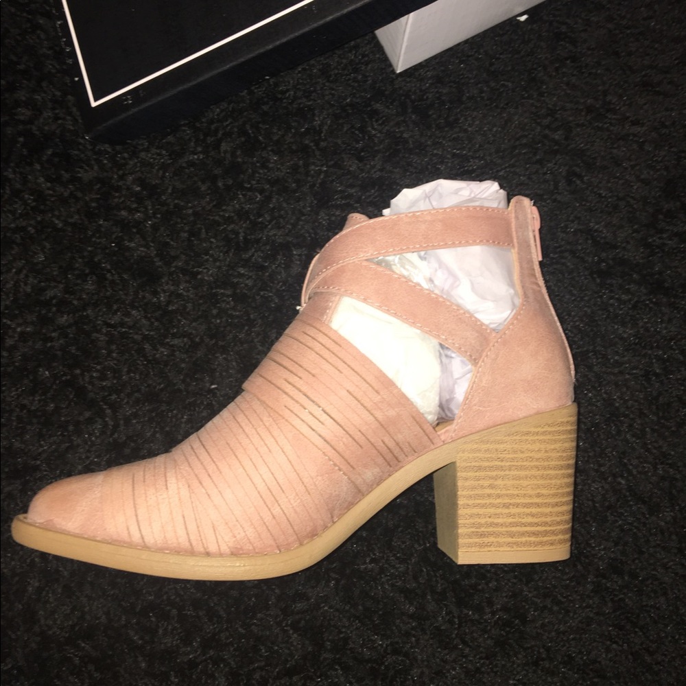 NEW Blush strapped booties ❤️ - Picture 5 of 8