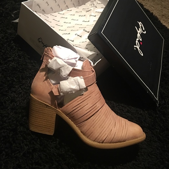 NEW Blush strapped booties ❤️ - Picture 6 of 8