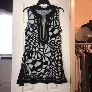 White House Black Market Size Large Tunic Top