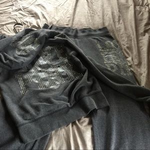 VS Pink Sweatshirt w/ matching Sweatpants