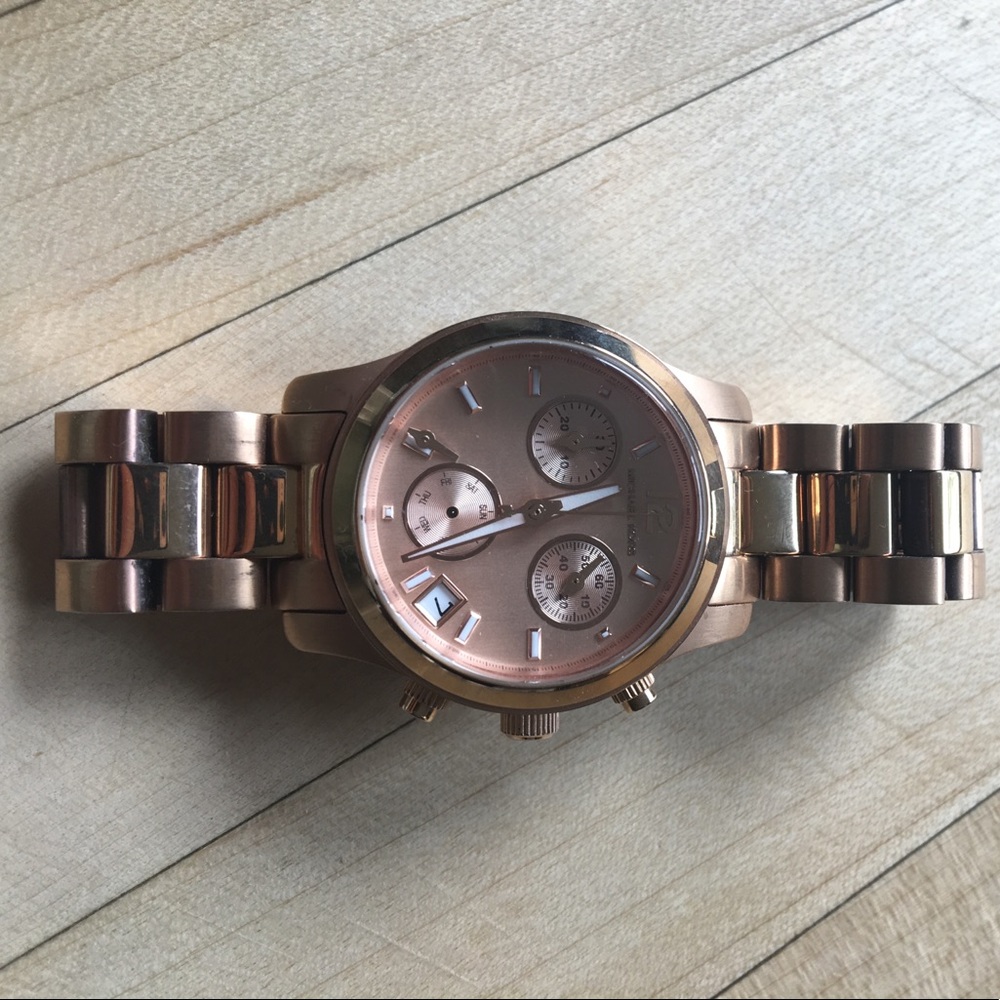 Michael Kors Rose gold watch