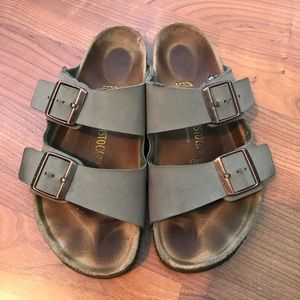 BIRKENSTOCK SANDALS