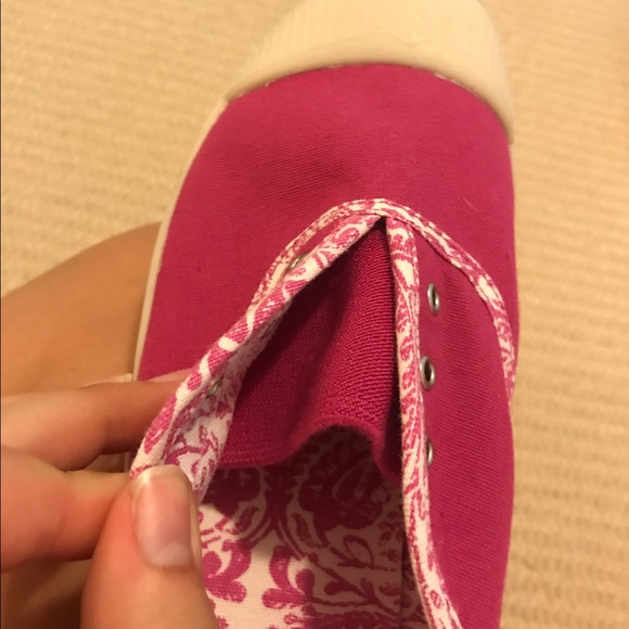 2 for 1 Tucker + Tate slide sneakers - Picture 8 of 8