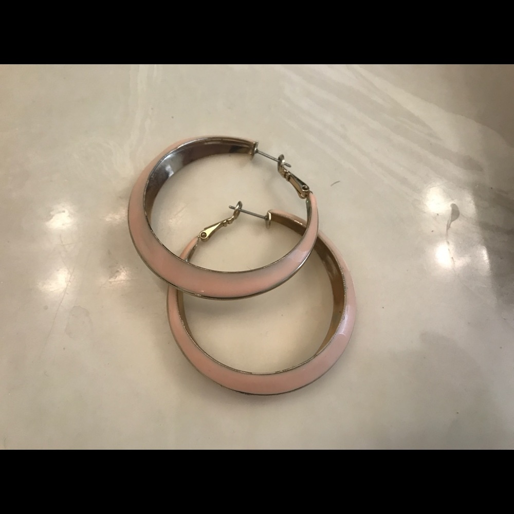 Fun pink hoops! - Picture 2 of 3
