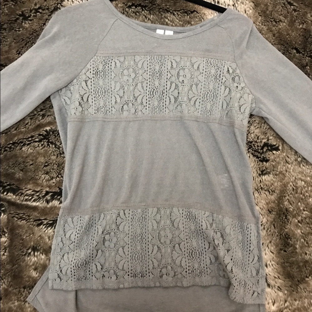 GRAY LONG SLEEVE LACE DETAILS
