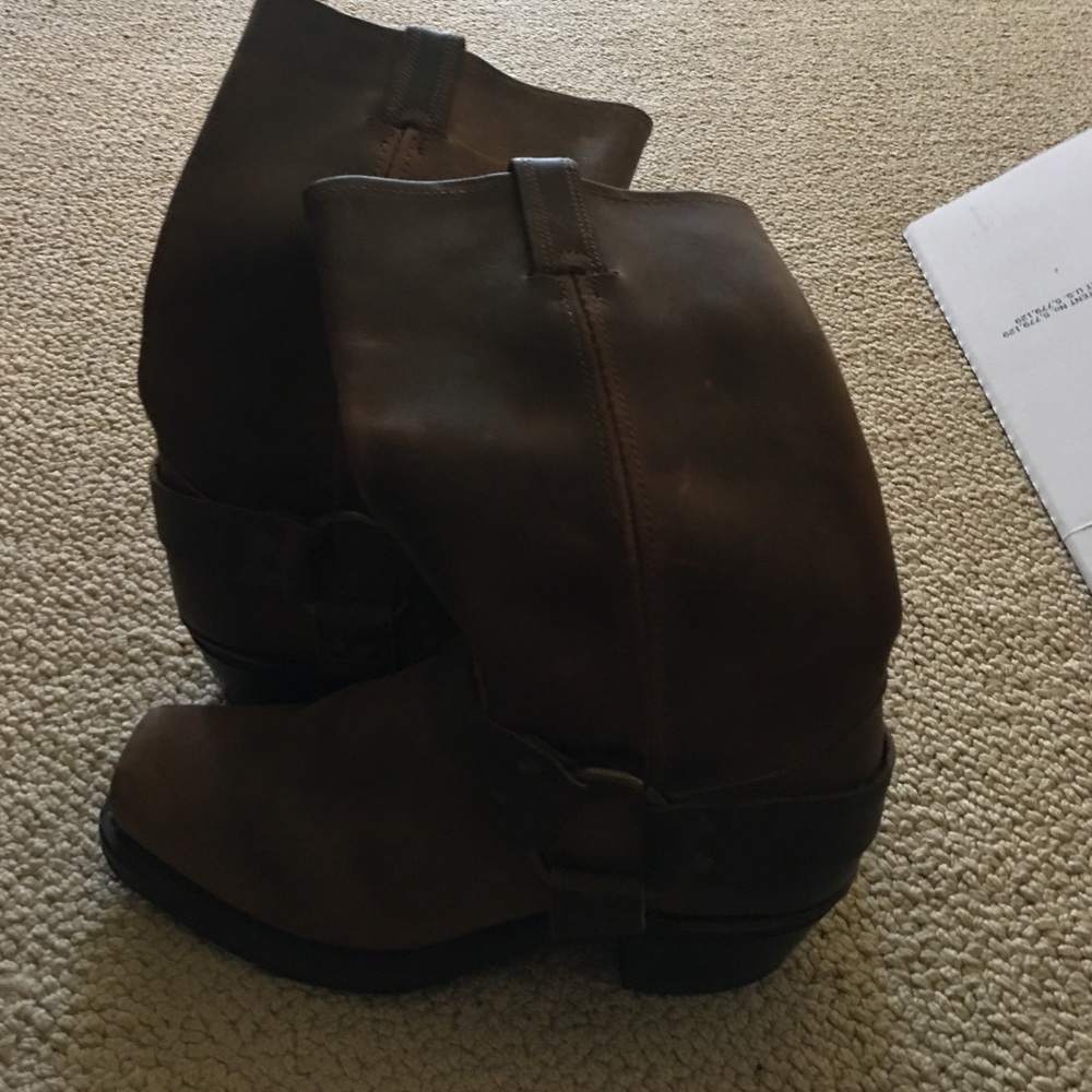 Grey boots. Brand new.