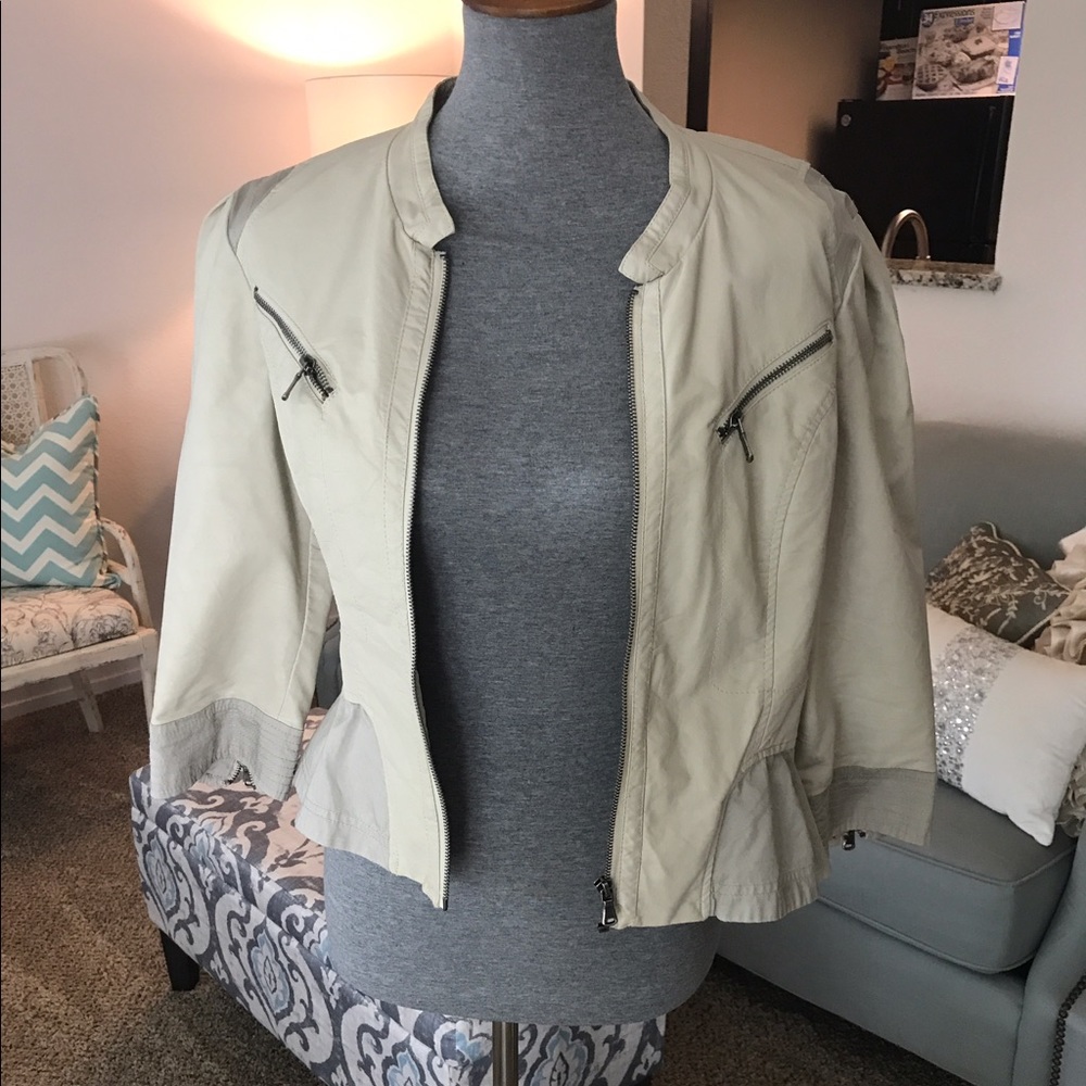 Daytrip jacket
