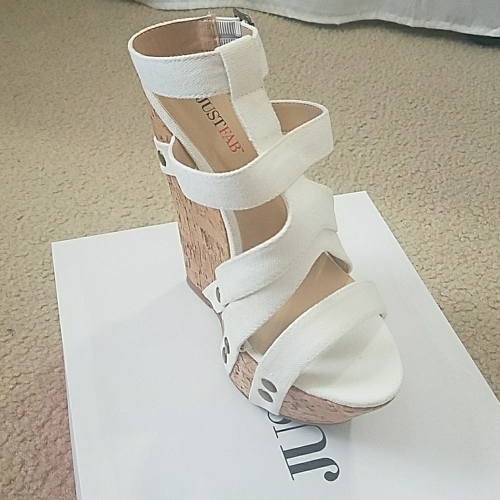 Luisella White Wedges