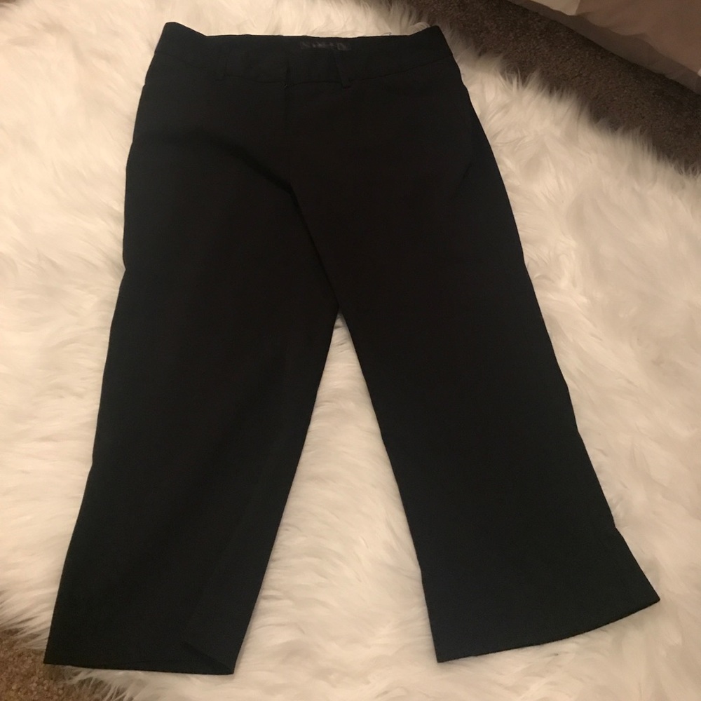 Black straight leg Capri pants