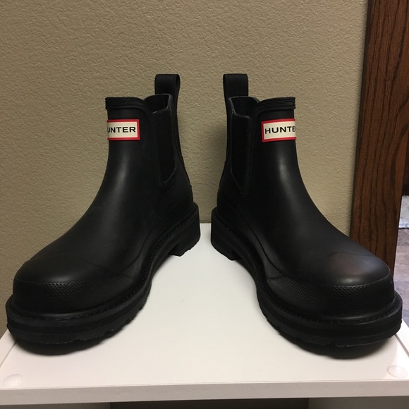 Hunter Shoes - NWOT black Hunter rain booties