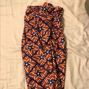 LulaRoe TC Americana leggings