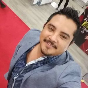 Meet your Posher, Luis felipe