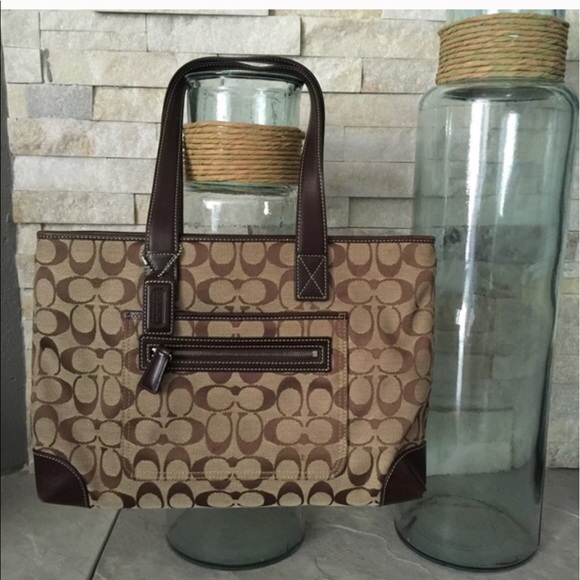 Coach Handbags - Coach purse/tote