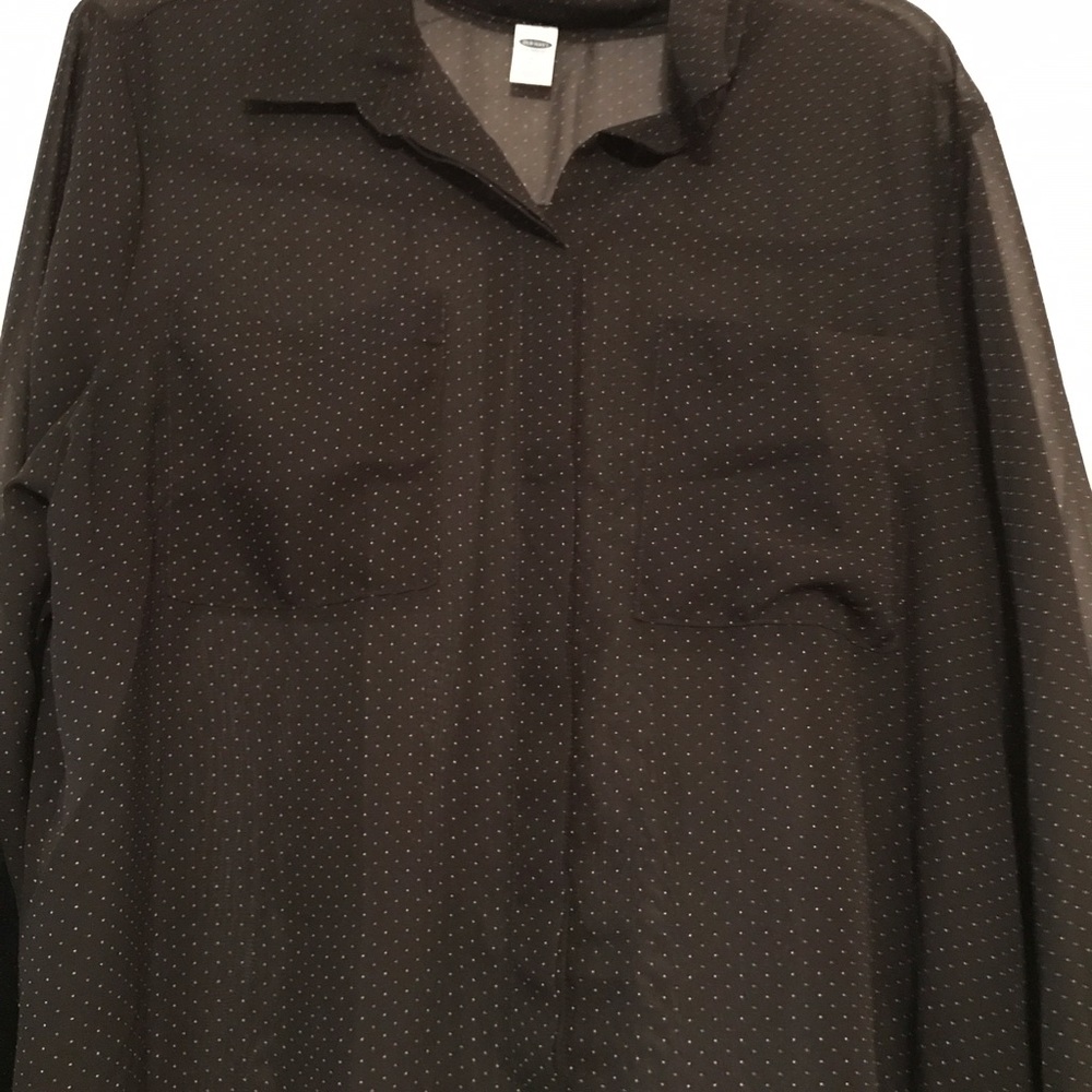 💜 Black sheer blouse with white polka dots