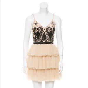Alice+Olivia dress ( Very good Condition )