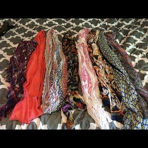 Final price!! 8 amazing patterned scarfs