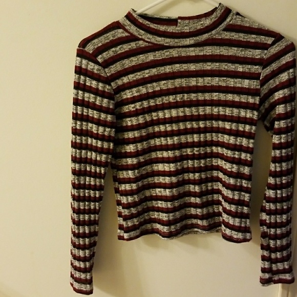 Tops - CROP TOP ✔ MUST GO