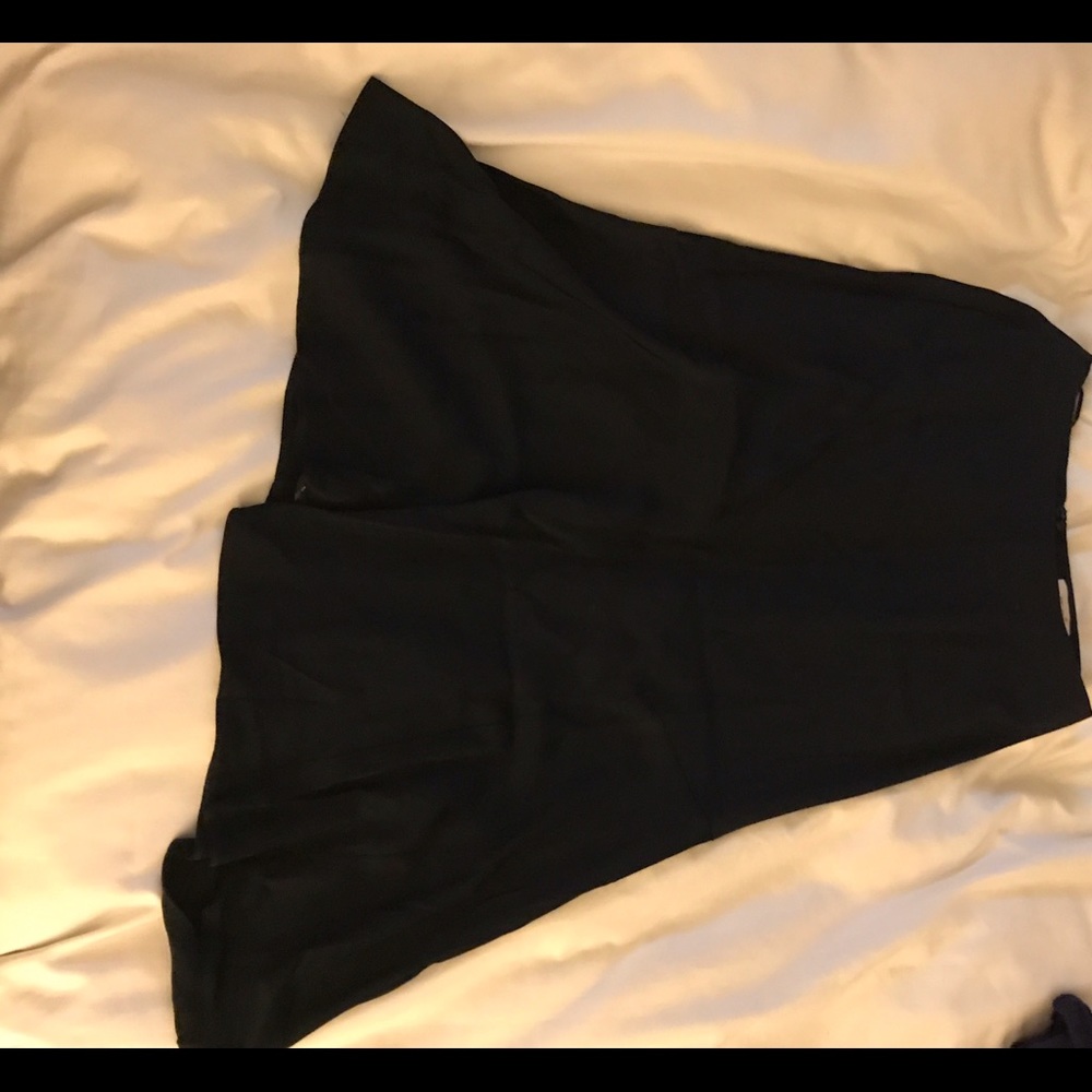 ⚡️MEMORIAL DAY SALE 10% off⚡️NEVER WORN M&S skirt
