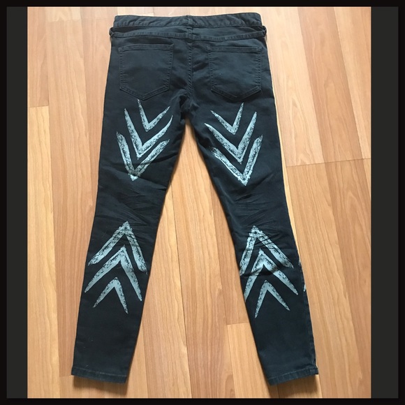 Free Peoples Ikat/Arrow/Chevron Jeans Size-28 - Picture 3 of 7