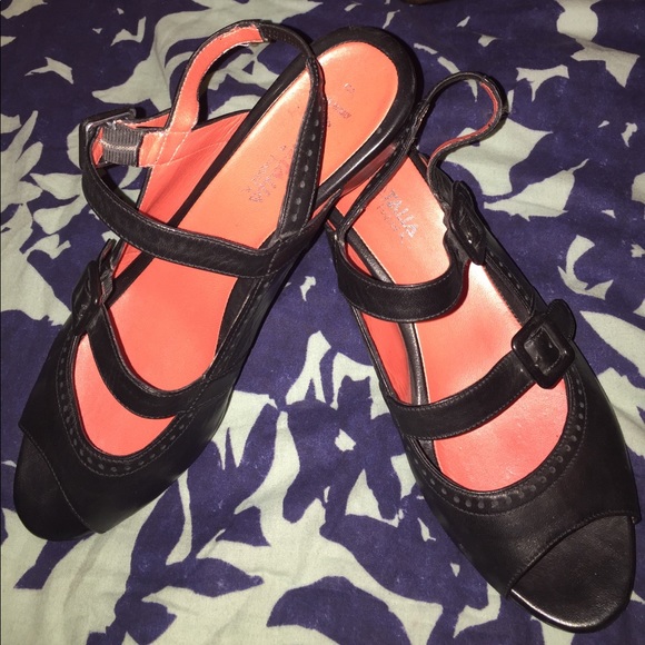 Aquatalia Shoes - Aquatalia by Marvin K wedge sandals