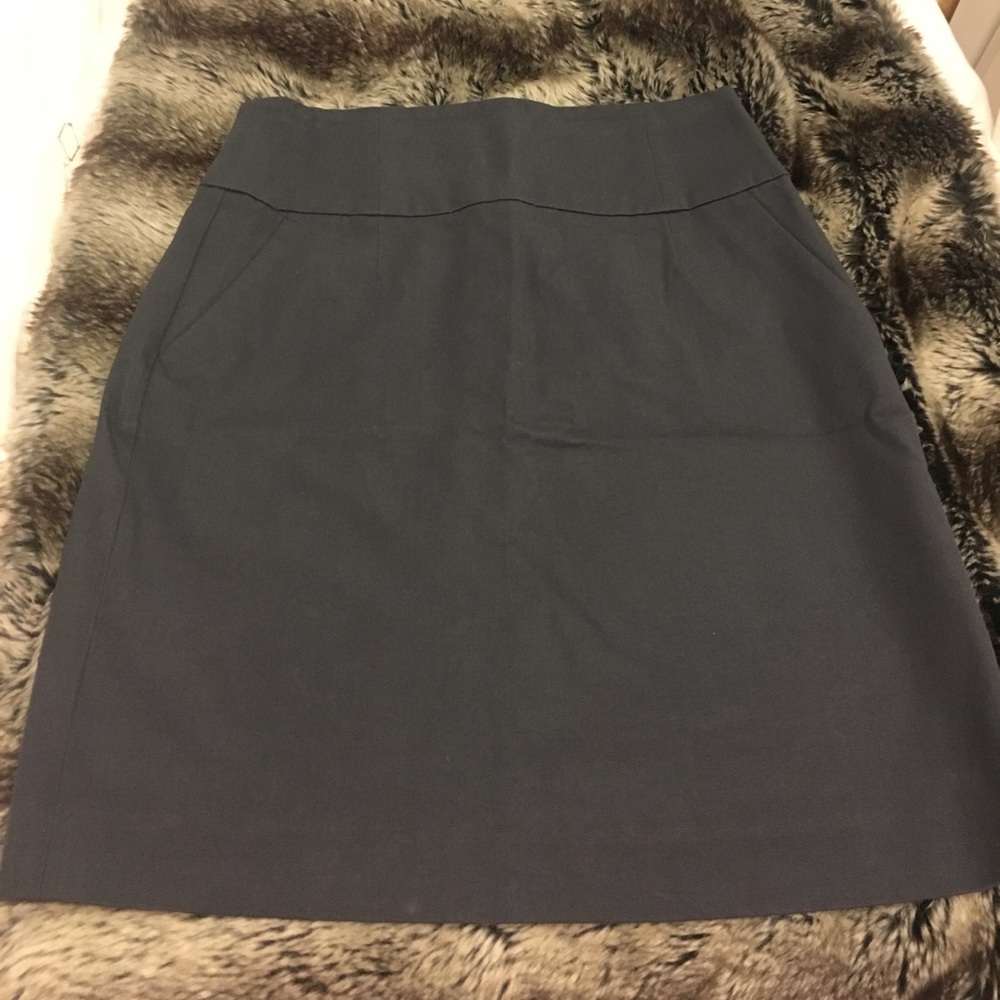 Banana Republic stretch Pencil Skirt with pockets