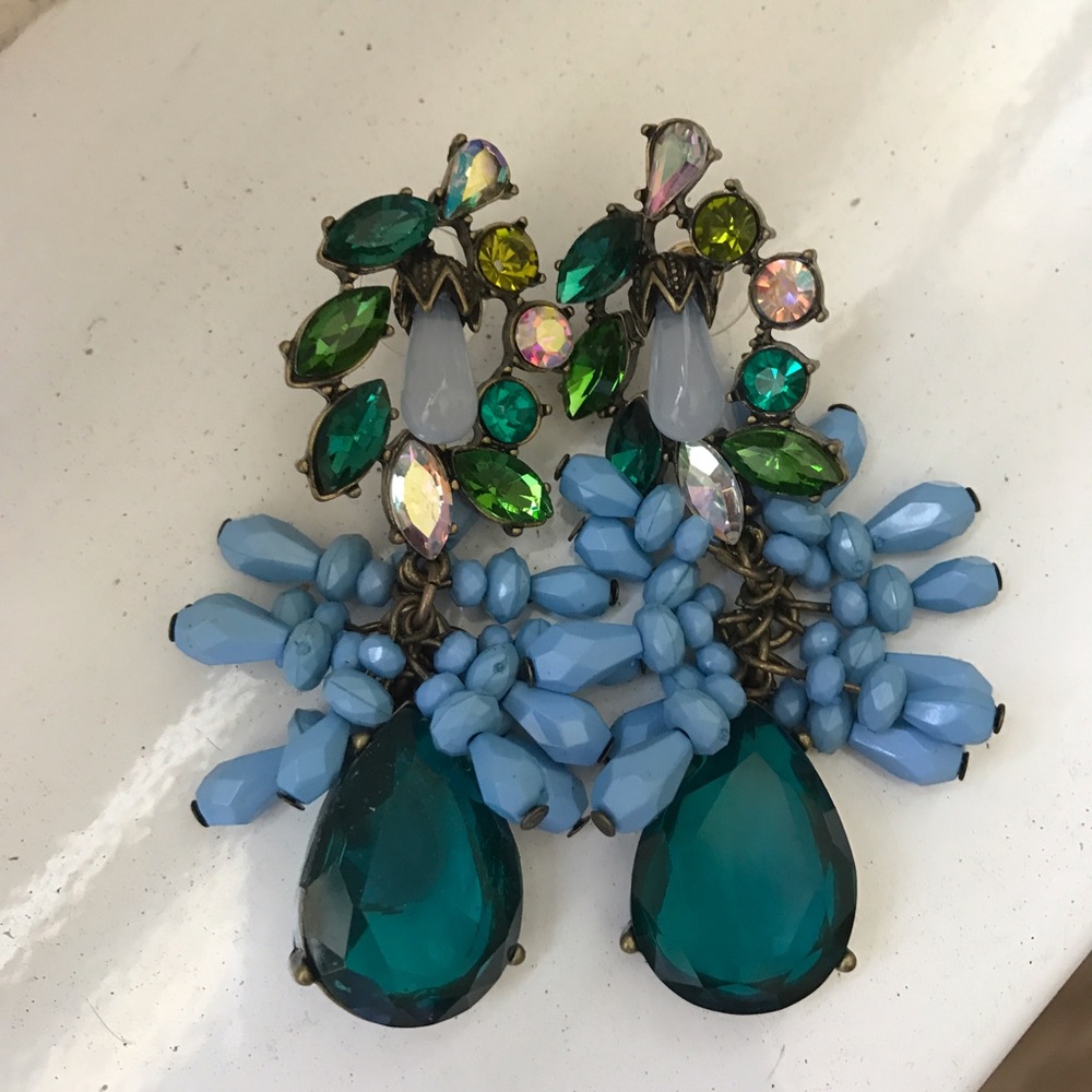 🌸NEW🌸 Crystal Beaded Fringe Drop Earrings - Picture 3 of 3