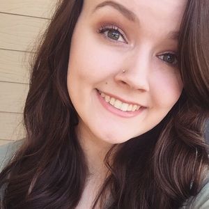 Meet your Posher, Kylee