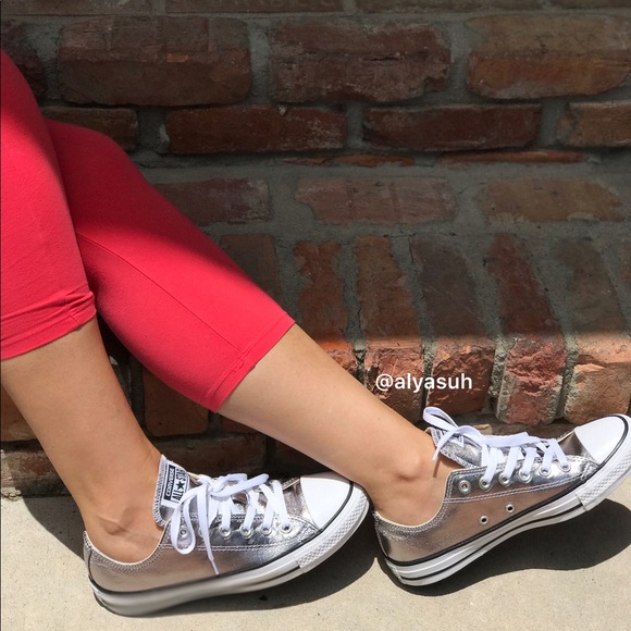 Converse Adult Vulc Metallic  Silver W AUTHENTIC - Picture 3 of 8