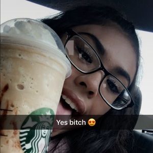 Meet your Posher, Angie