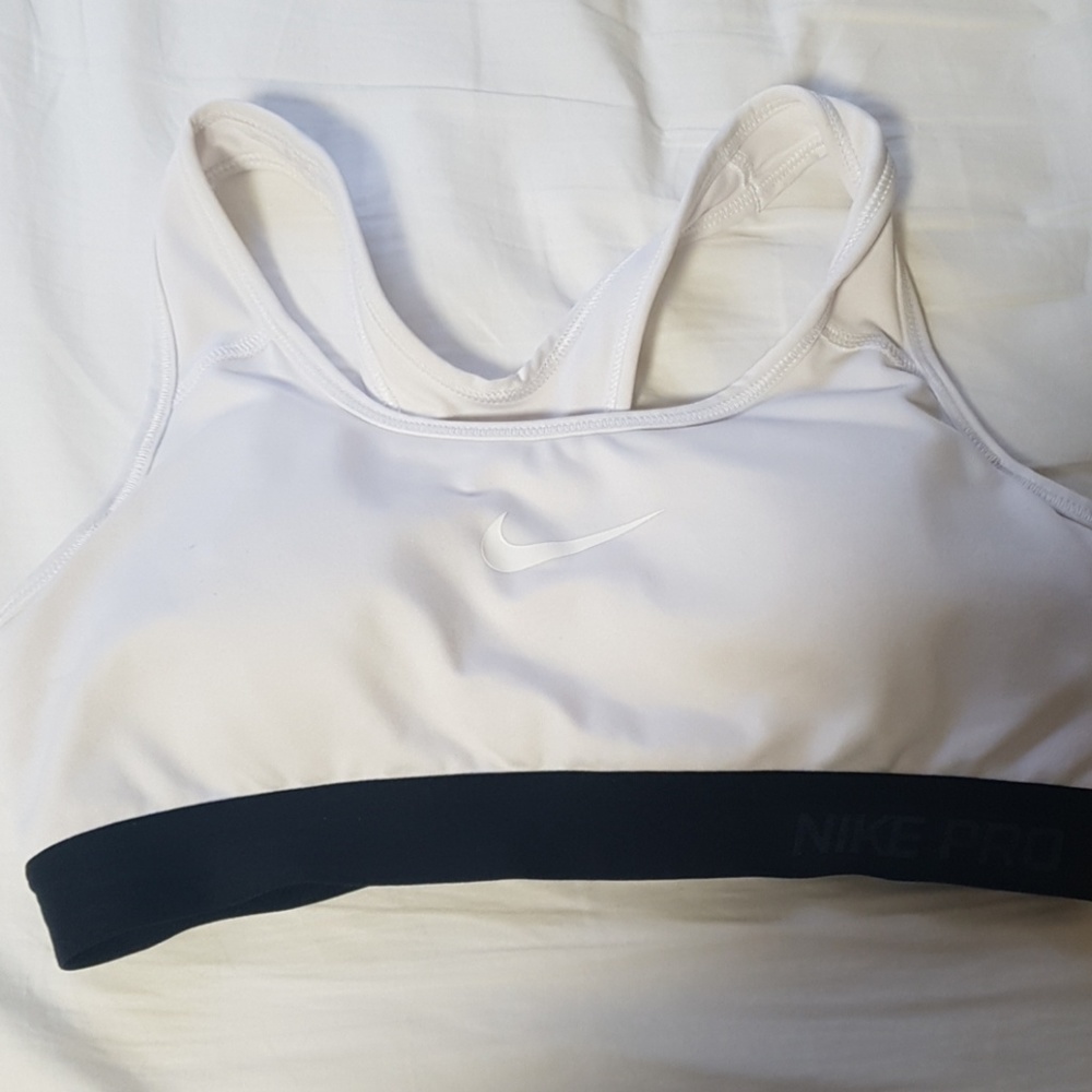 Nike pro white sports bra