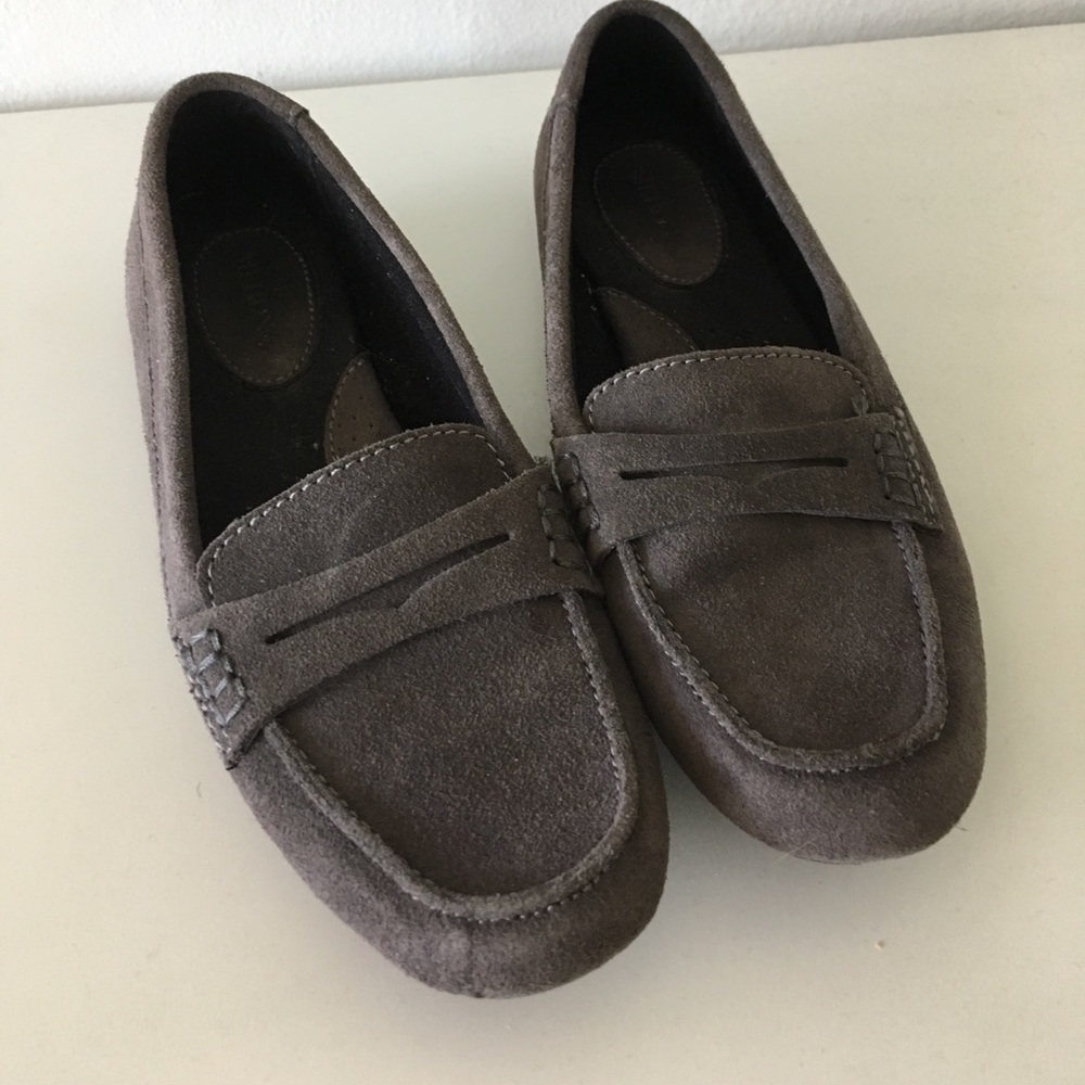 Gray suede loafers...nice shape, size 6, Comfy