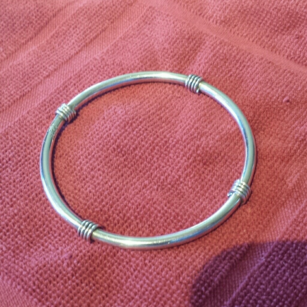 BEAUTIFUL 925 SILVER BRACELET