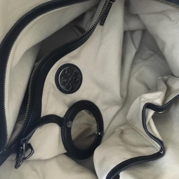 Tory Burch Robinson Middy Satchel Bowler - Picture 8 of 12