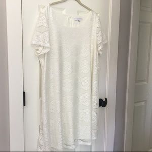 Cream white lace lined dress