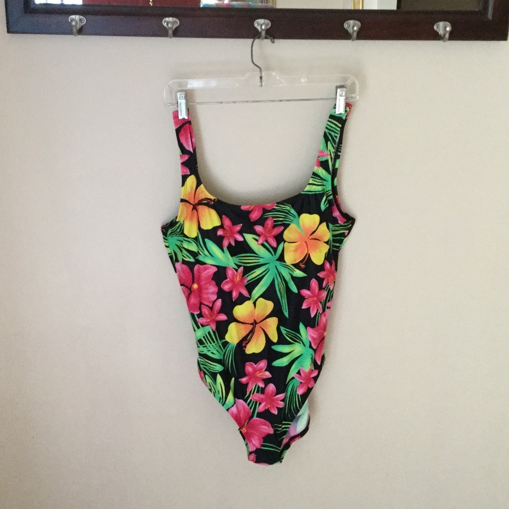 Bathing suit