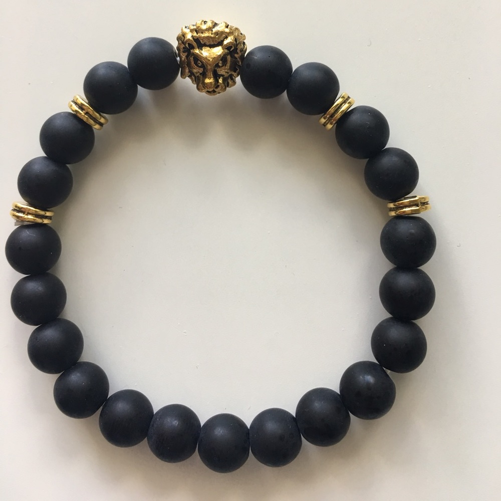 Men's beaded lion bracelet black