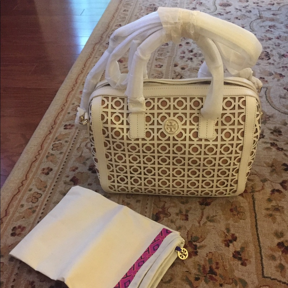 Tory Butch Kelsey Middy Satchel