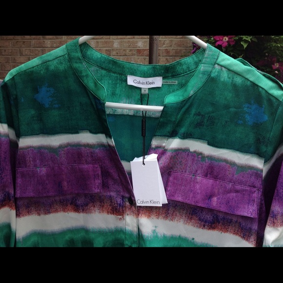 Calvin Klein blouse size medium - Picture 3 of 7