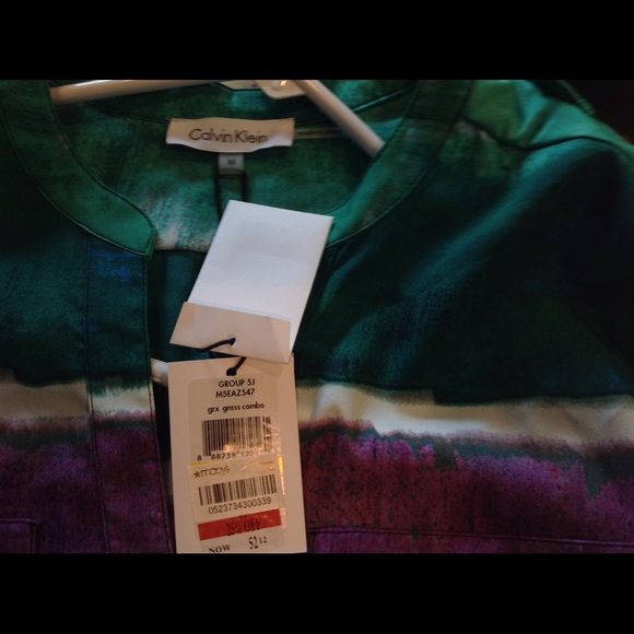Calvin Klein blouse size medium - Picture 5 of 7