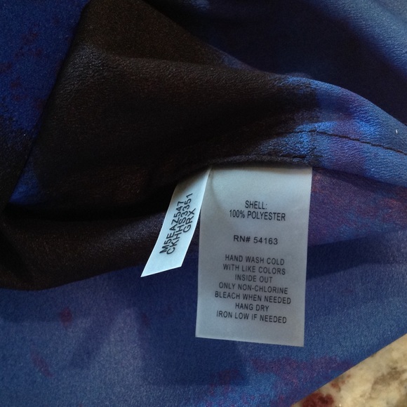 Calvin Klein blouse size medium - Picture 6 of 7