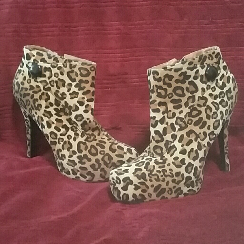 Cheetah Print Booties
