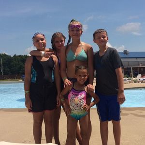 Meet your Posher, Toni