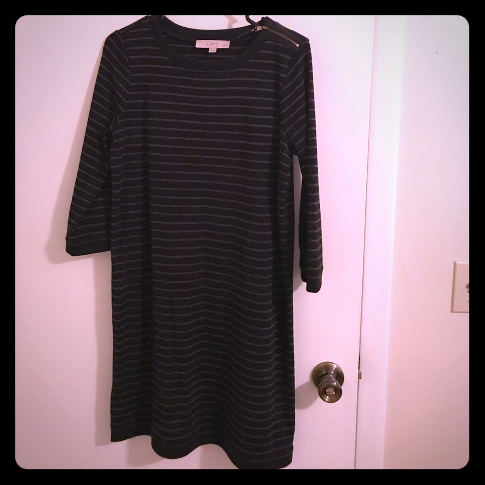 Woman's three-quarter length sleeve dress