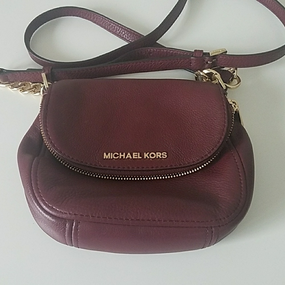 Michael KORS cross body